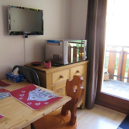 Appartement Au Pied Des Pistes, Avec Vue Sur La Montagne Bernex Exterior photo